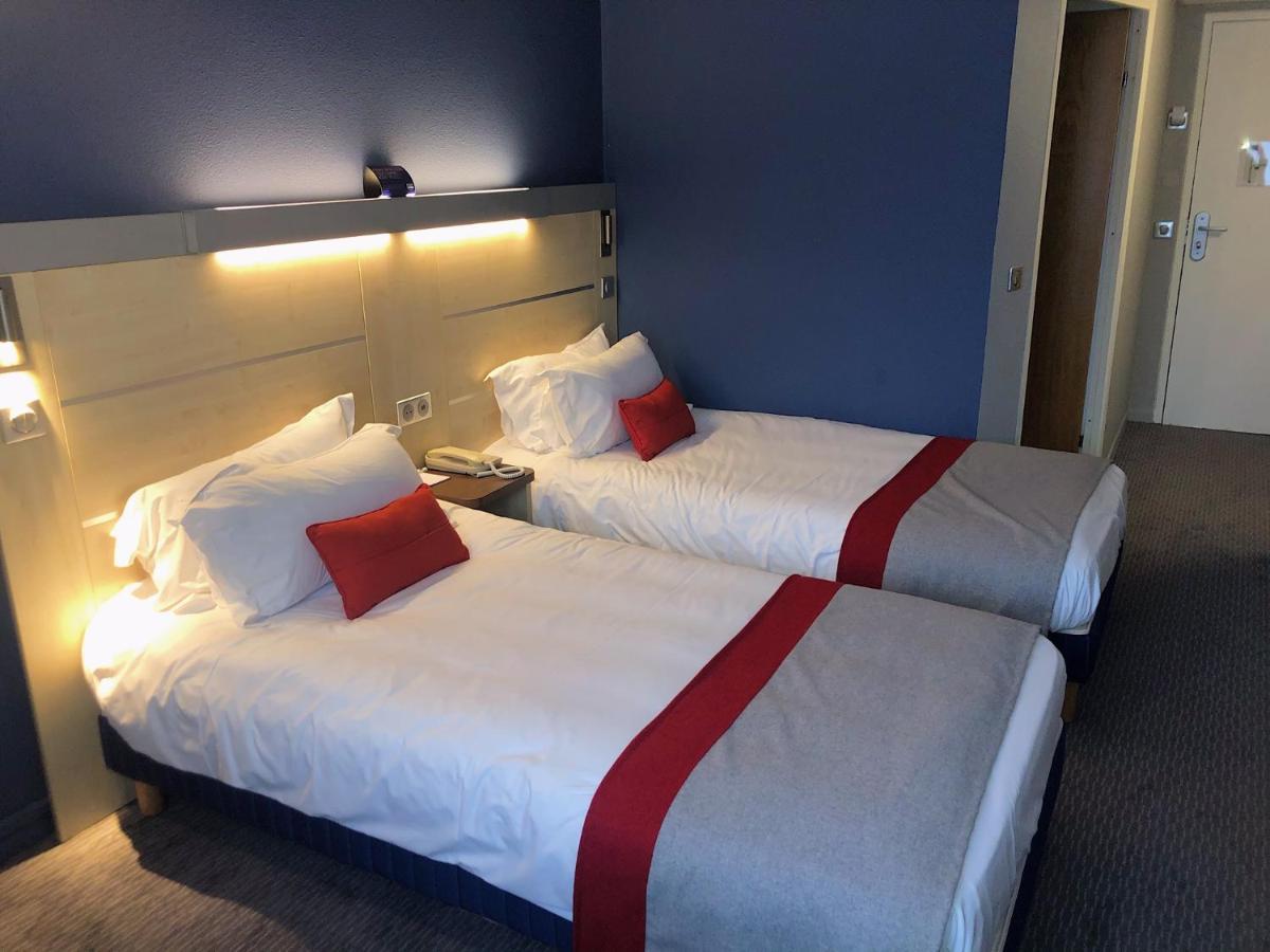 Le Domaine Des Fontaines - Hotel & Petit Dejeuner Bernin ภายนอก รูปภาพ